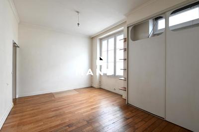 Studio - 25 m² - 1 pièce