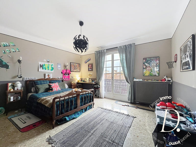 Maison - 140 m² - 6 pièces