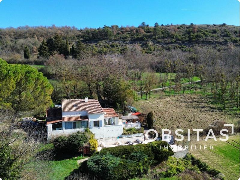 Maison - 140 m² - 7 pièces