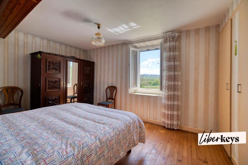 Longère - 340 m² - 10 pièces