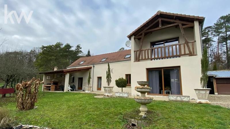 Maison - 164 m² - 6 pièces