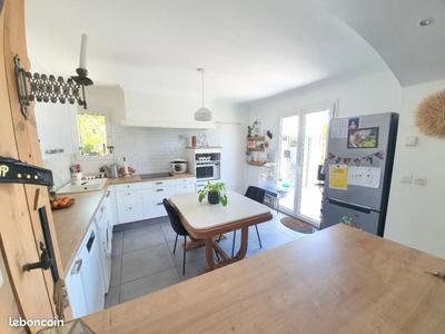 Maison - 102 m² - 5 pièces