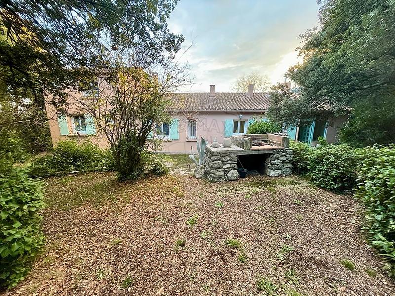 Maison - 152 m² - 6 pièces