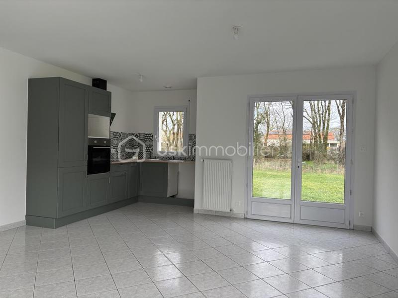 Pavillon - 93 m² - 5 pièces