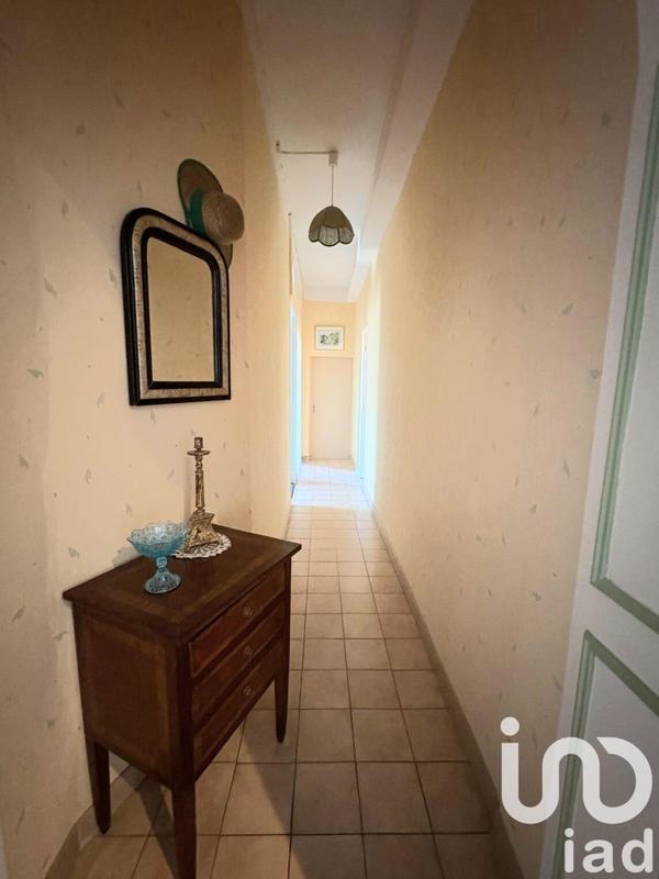 Maison - 330 m² - 10 pièces