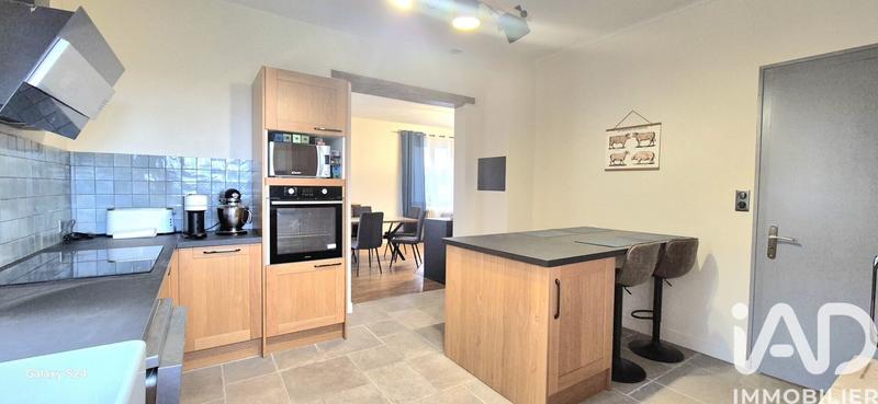 Maison - 104 m² - 4 pièces