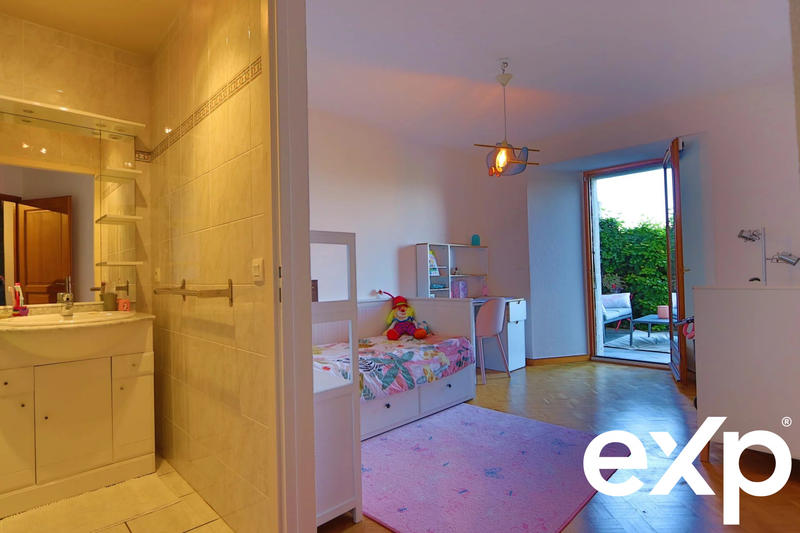 Appartement - 138 m² - 5 pièces