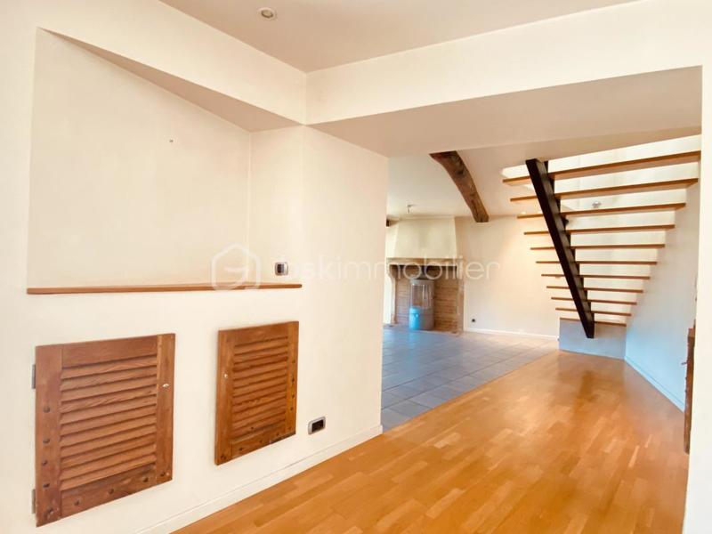 Propriété - 170 m² - 6 pièces