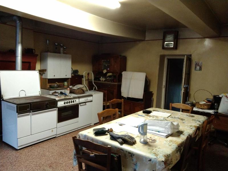 Maison - 882 m² - 8 pièces