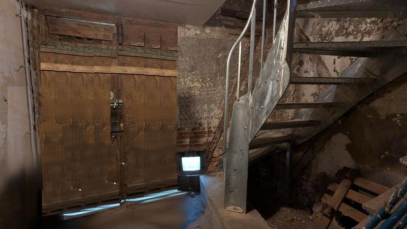 Immeuble - 175 m² - 6 pièces