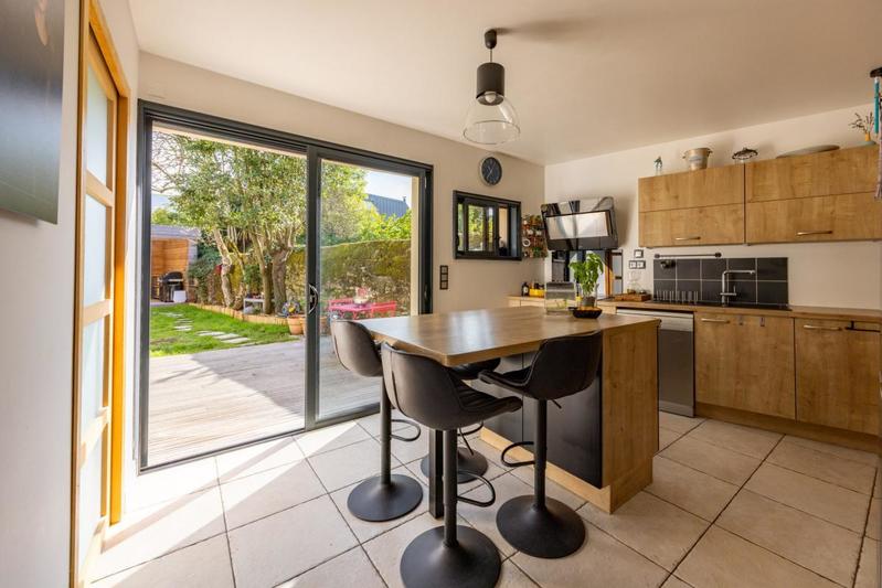 Maison - 145 m² - 7 pièces