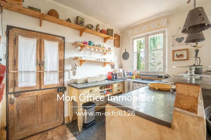 Maison - 168 m² - 6 pièces