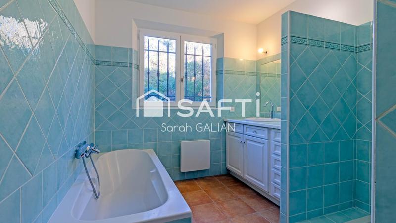 Maison - 140 m² - 6 pièces