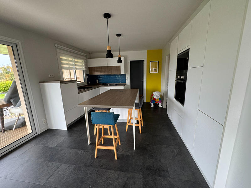 Maison - 139 m² - 8 pièces