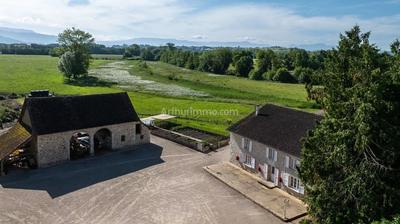 Maison - 168 m² - 6 pièces