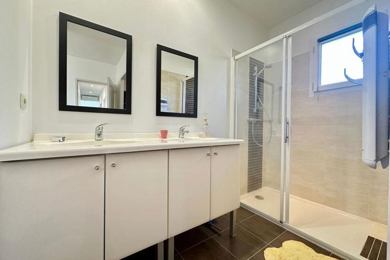 Maison - 158 m² - 6 pièces