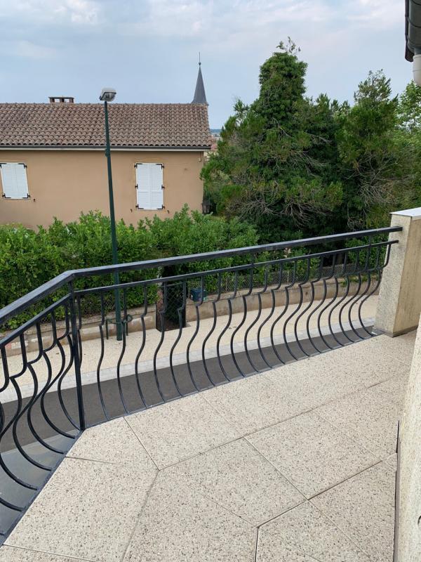 Immeuble - 184 m² - 7 pièces