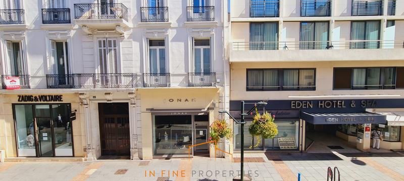 Appartement - 103 m² - 5 pièces