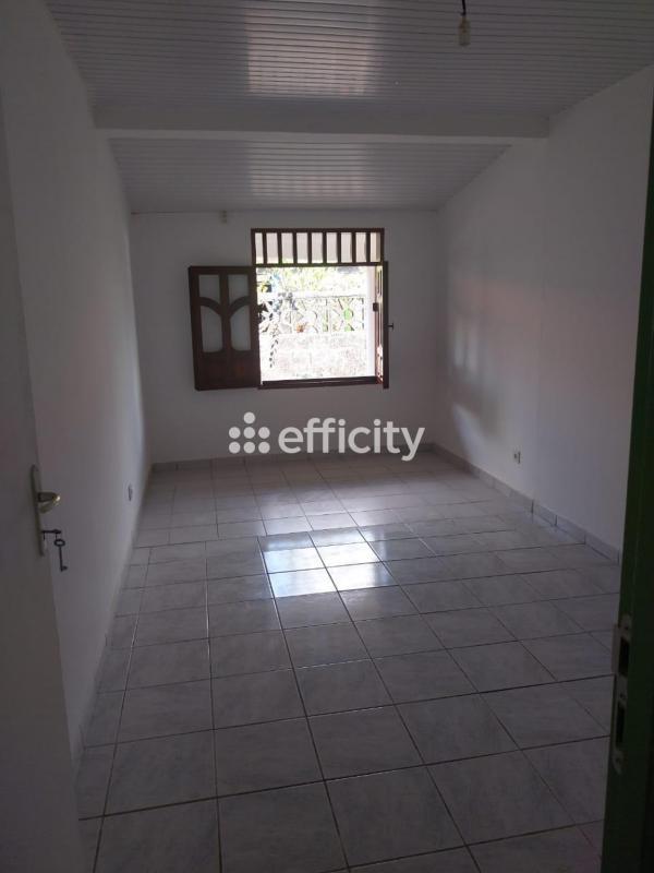 Maison - 78 m² - 5 pièces