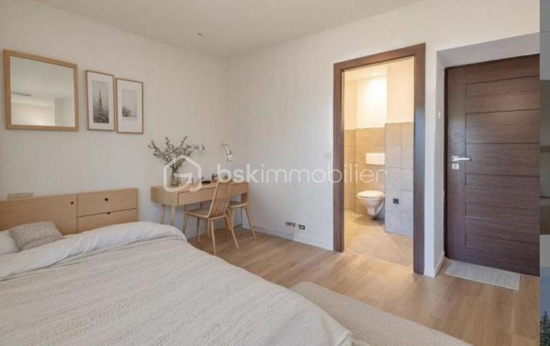 Appartement - 92 m² - 4 pièces