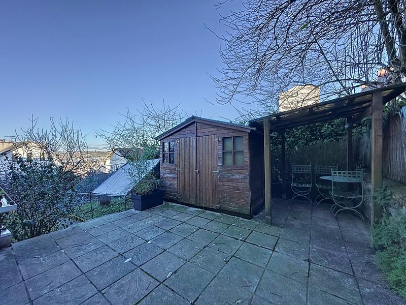 Maison - 93 m² - 5 pièces