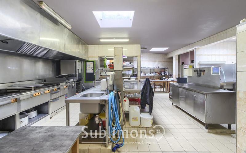 Local d'activité / Entrepôt - 700 m²