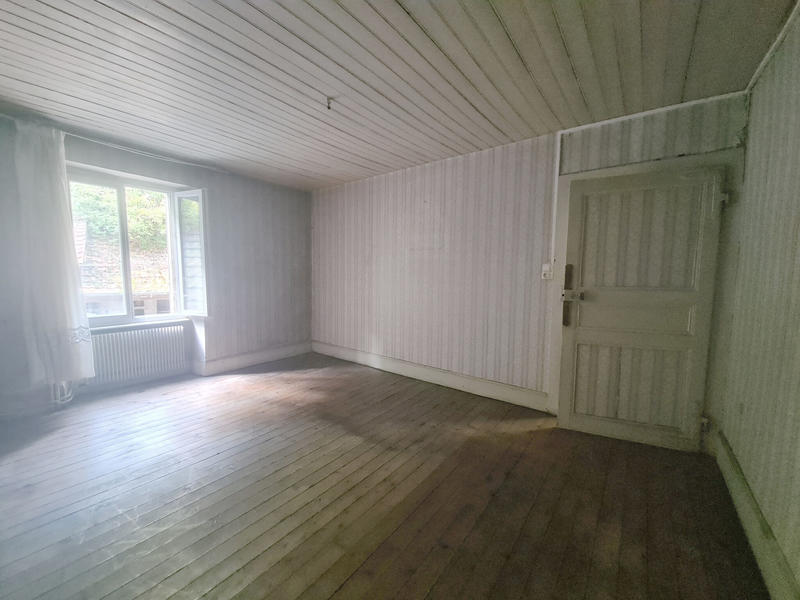 Maison - 220 m² - 8 pièces