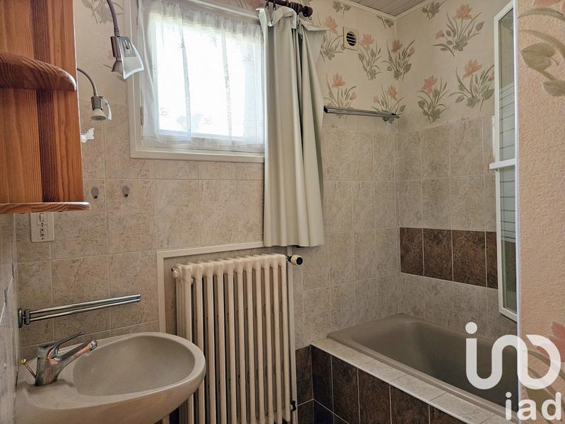 Maison - 99 m² - 4 pièces