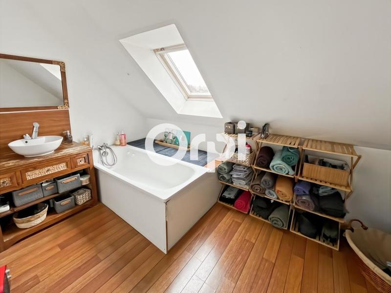 Maison - 115 m² - 4 pièces