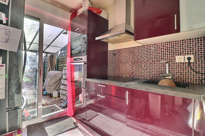 Maison - 90 m² - 5 pièces