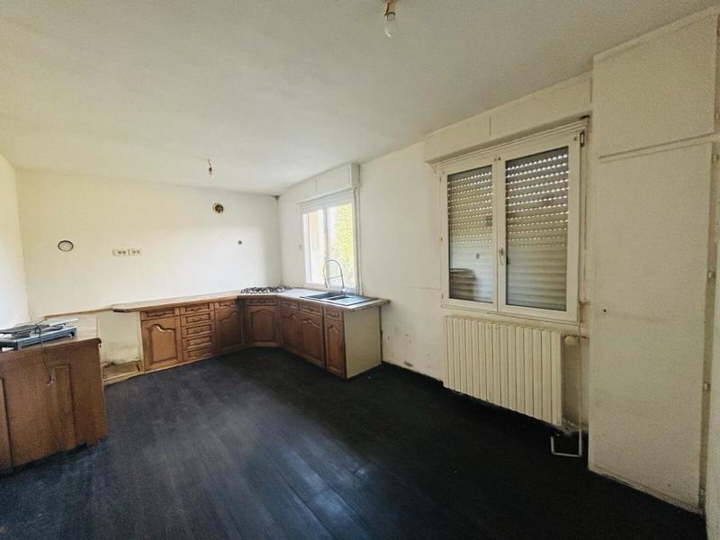 Maison - 183 m² - 9 pièces