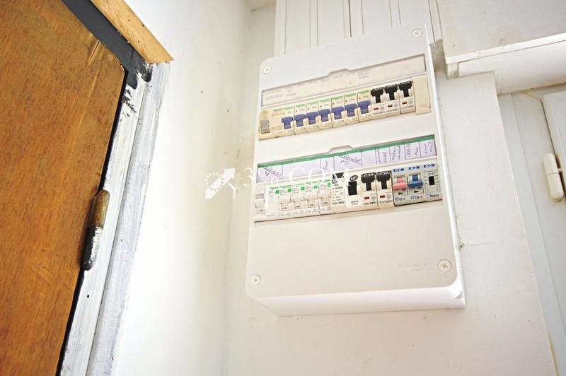 Maison - 95 m² - 6 pièces