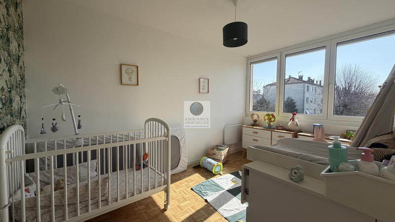 Maison - 111 m² - 6 pièces