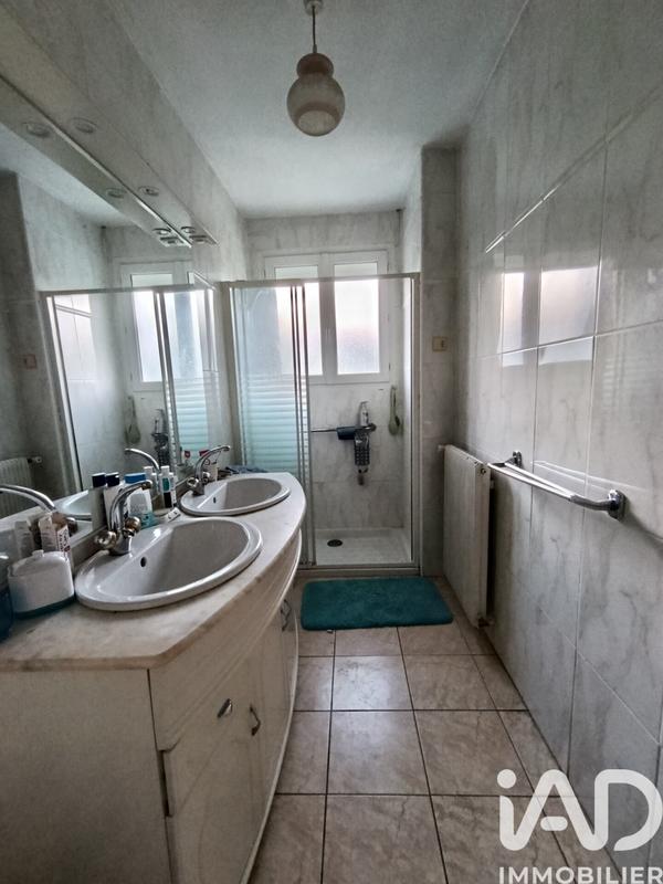 Maison - 83 m² - 5 pièces