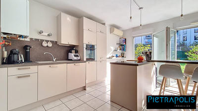 Appartement - 69 m² - 3 pièces