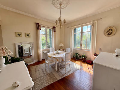 Maison - 94 m² - 5 pièces