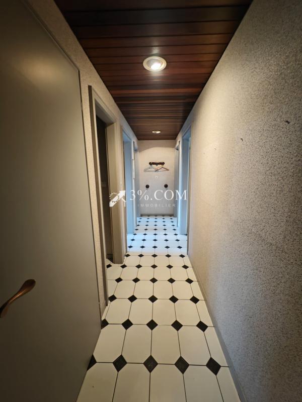 Maison - 293 m² - 12 pièces