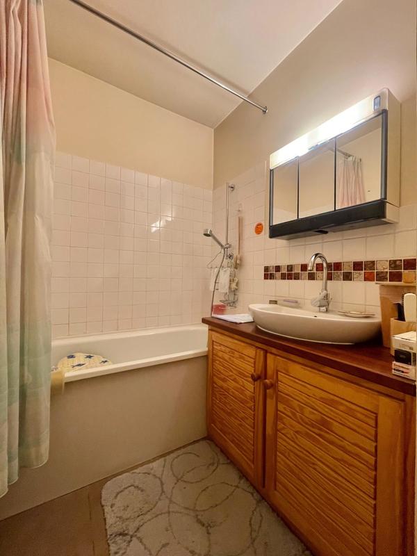 Appartement - 75 m² - 4 pièces