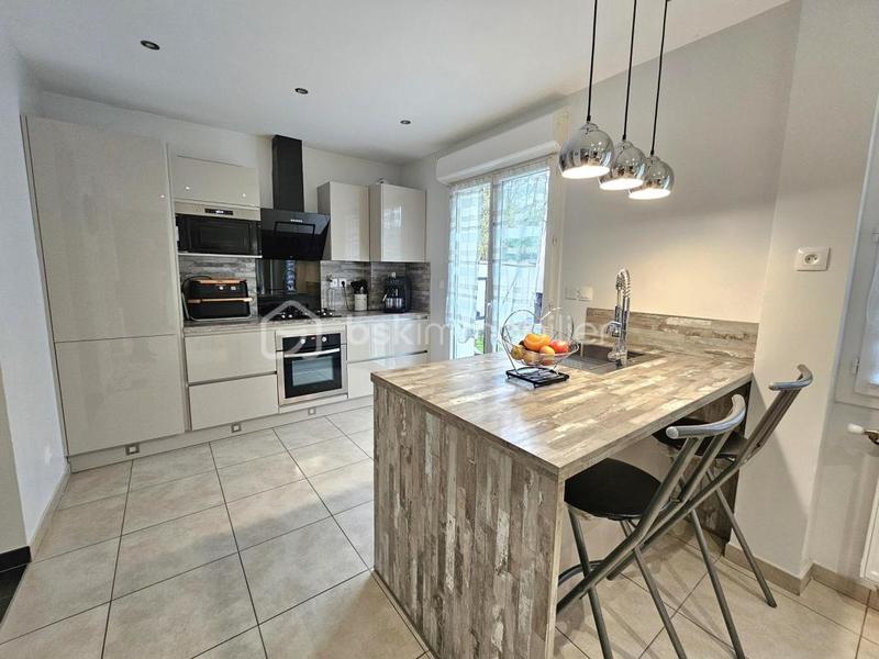 Pavillon - 100 m² - 6 pièces