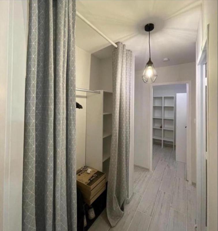 Chambre - 30 m² - 1 pièce