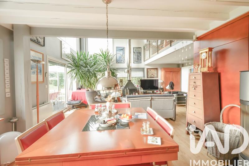 Maison de maîtres - 235 m² - 8 pièces