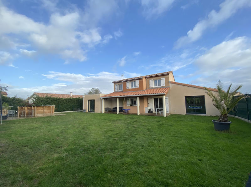 Villa - 158 m² - 6 pièces