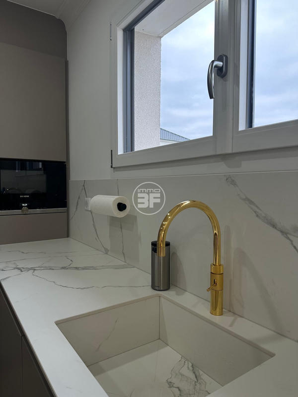 Maison - 187 m² - 5 pièces