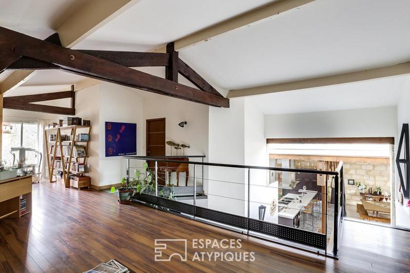 Maison - 360 m² - 8 pièces