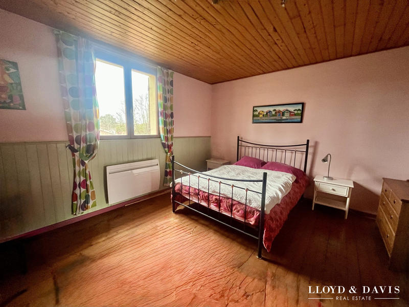 Maison - 180 m² - 7 pièces