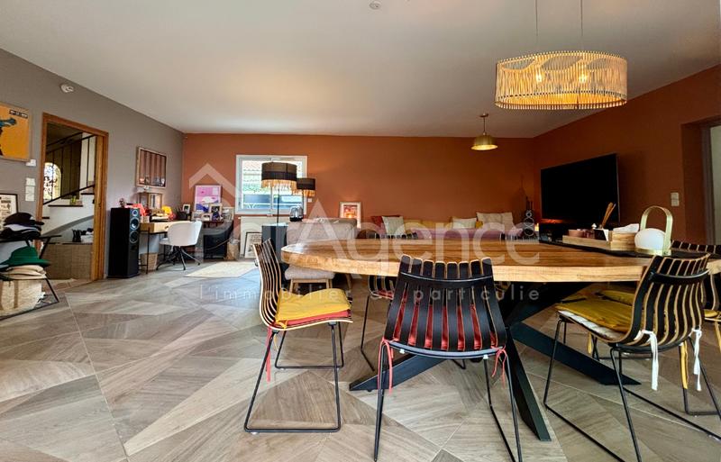 Maison - 146 m² - 5 pièces