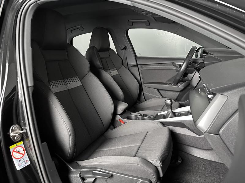 Audi A3 Berline 30 Tdi 116ch s-Line Ja17p Virtual Cockpit Sieges Sport Chauff Carplay Regul 116 Ch