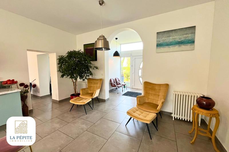 Maison - 170 m² - 6 pièces