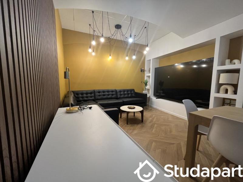 Chambre - 15 m² - 1 pièce