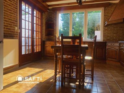 Maison - 99 m² - 5 pièces